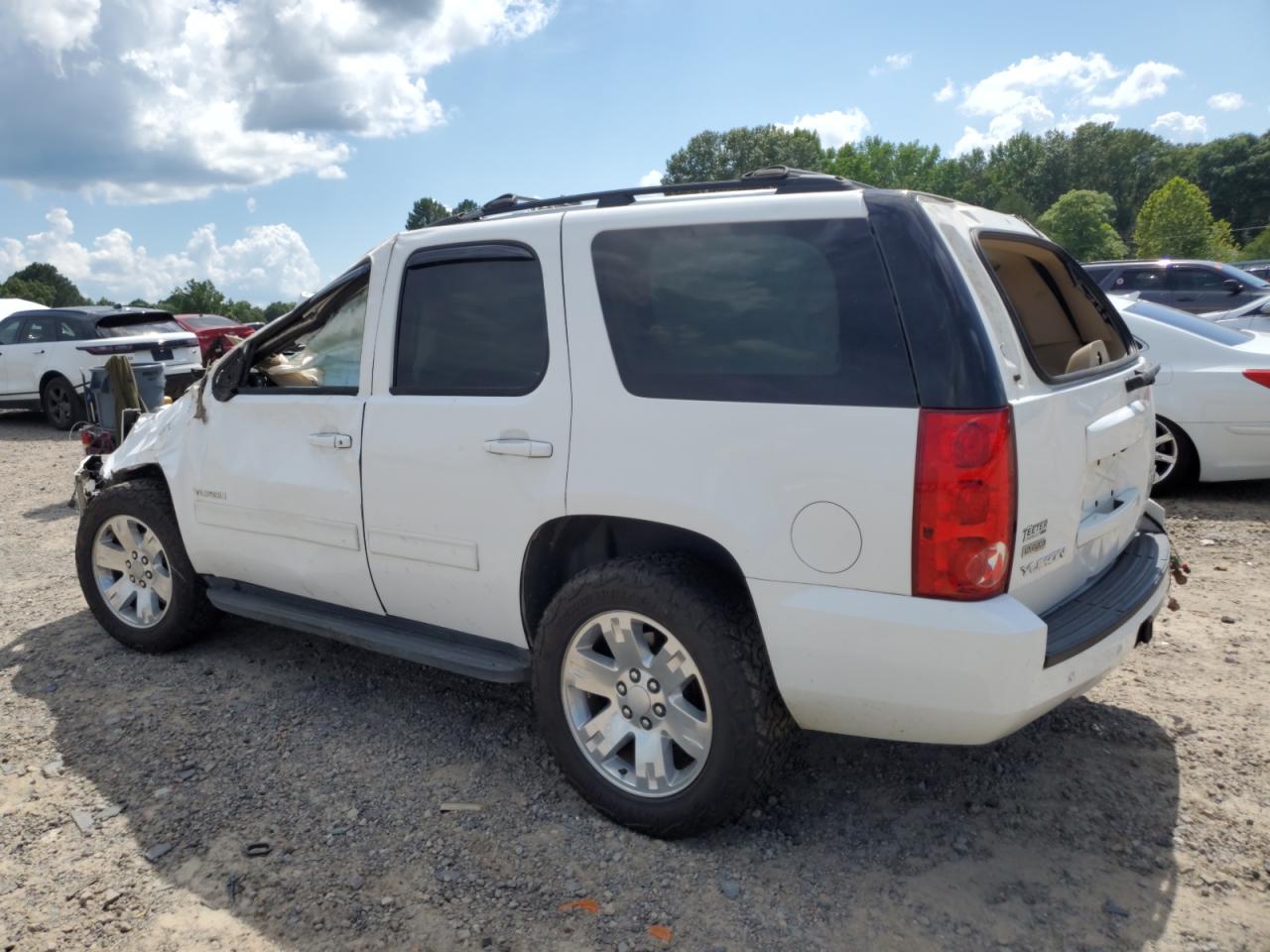 GMC YUKON 2012 VIN 1GKS1AE06CR284615 фото 2