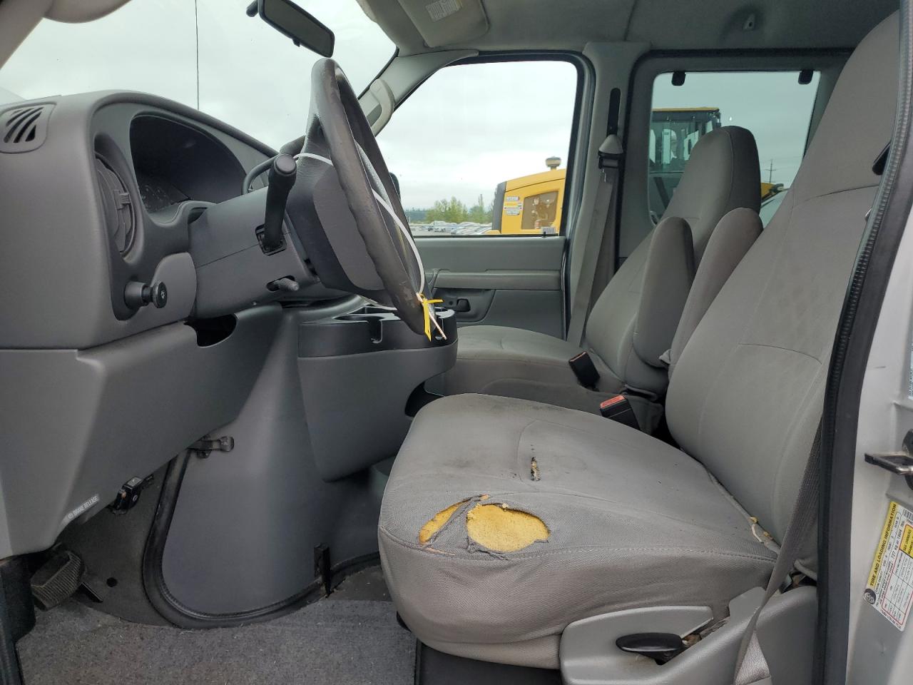 2006 Ford Econoline E150 Wagon VIN: 1FMRE11W96DA65010 Lot: 61623085