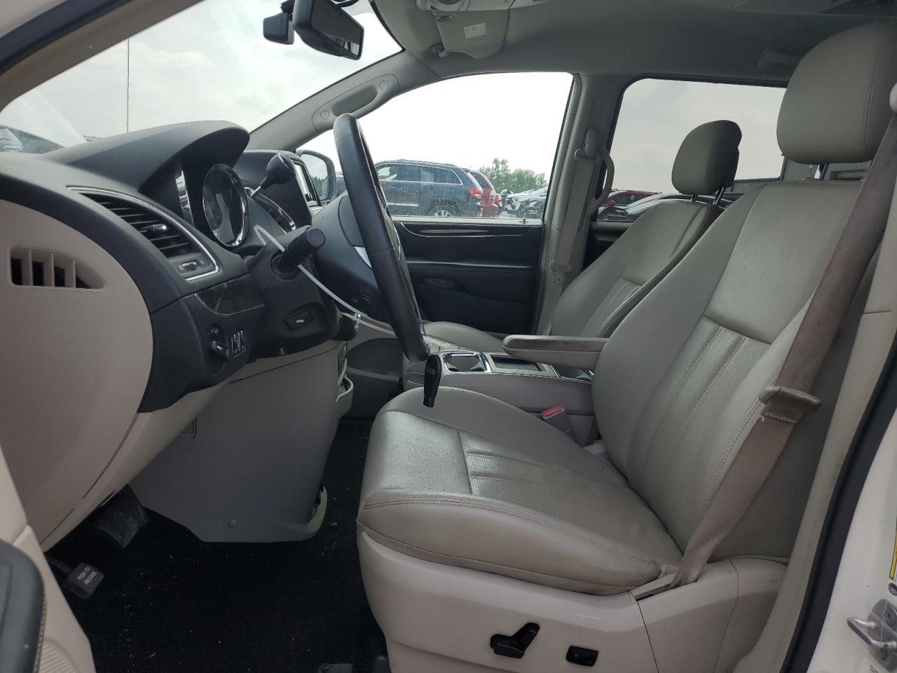 CHRYSLER MINIVAN 2013 VIN 2C4RC1CG4DR509341 фото 7