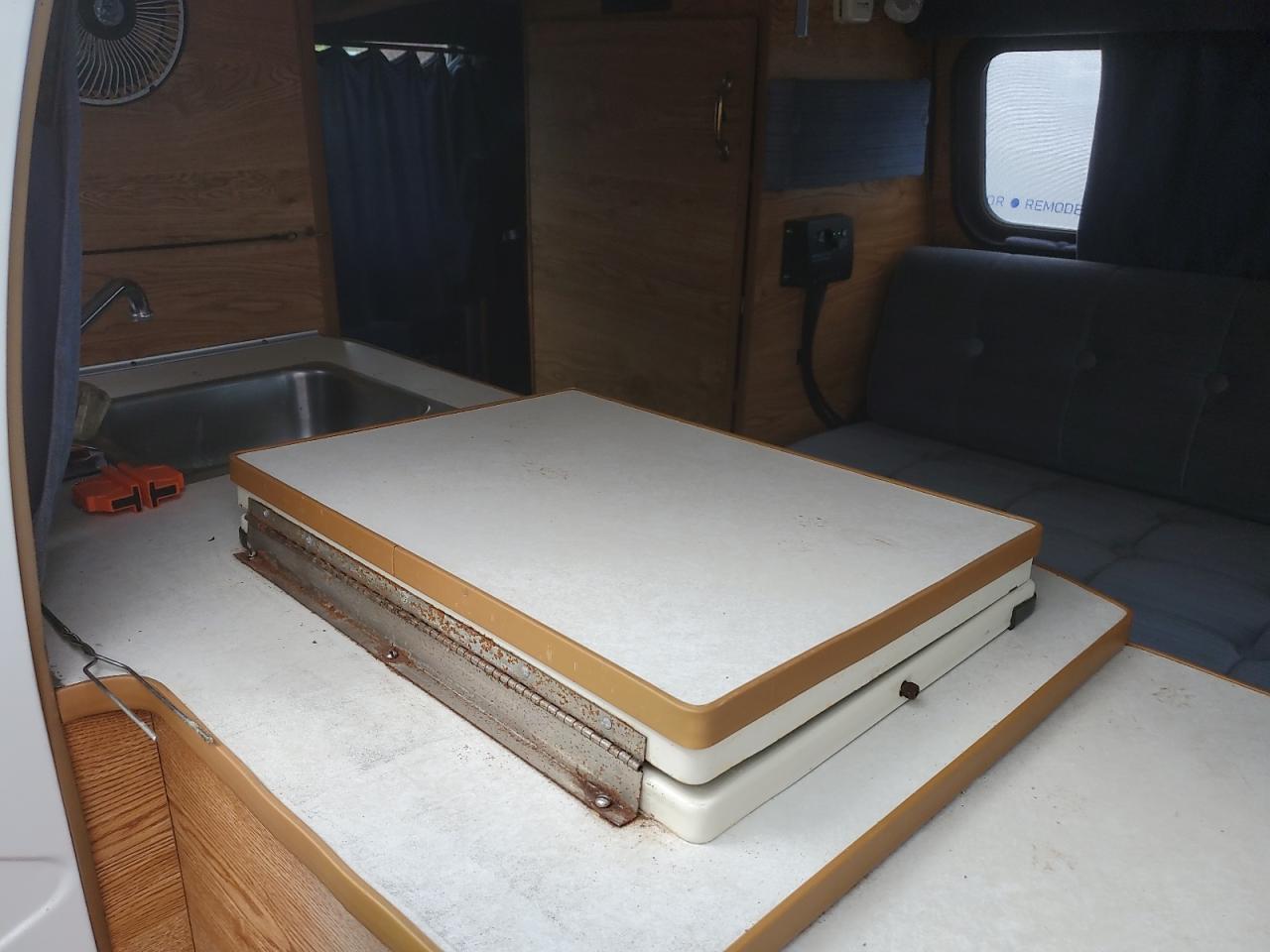 1995 Dodge Ram Van B3500 VIN: 2B6JB31Y8SK578373 Lot: 61488905