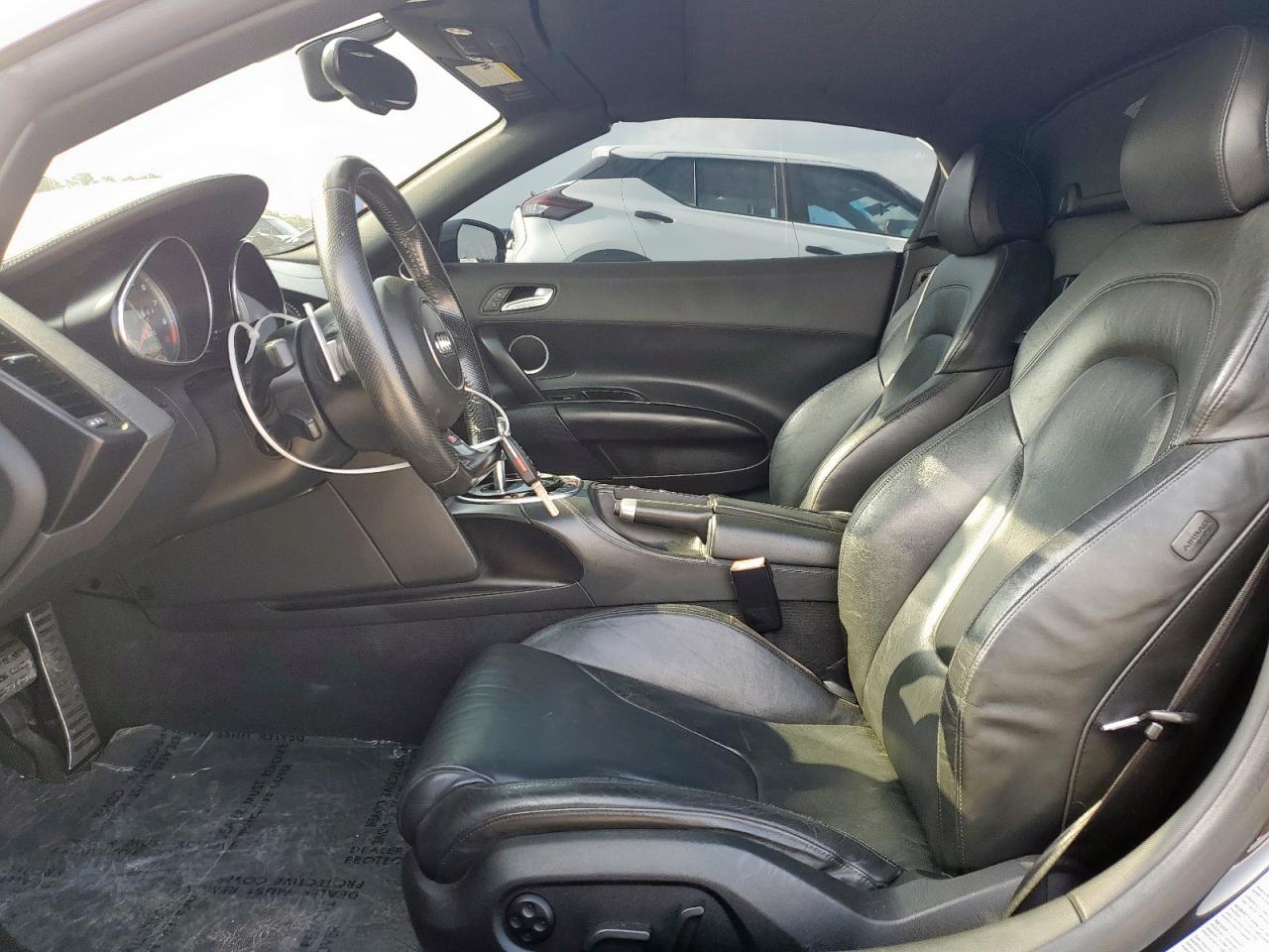 2014 Audi R8 4.2 Quattro VIN: WUASUAFG3EN000918 Lot: 59743575