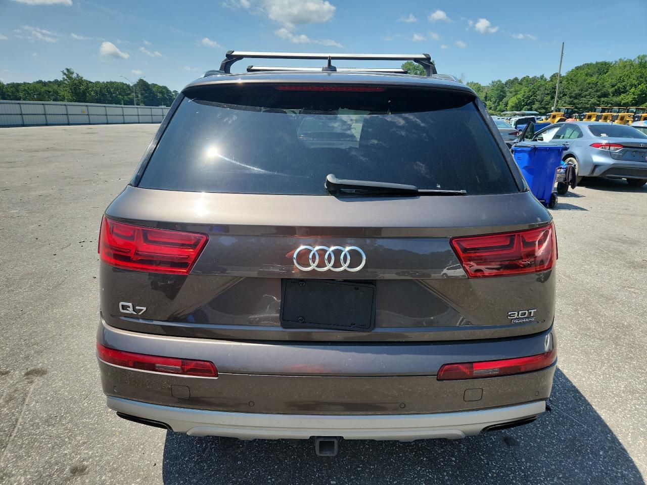 2017 Audi Q7 Premium Plus VIN: WA1LAAF79HD037485 Lot: 60232395