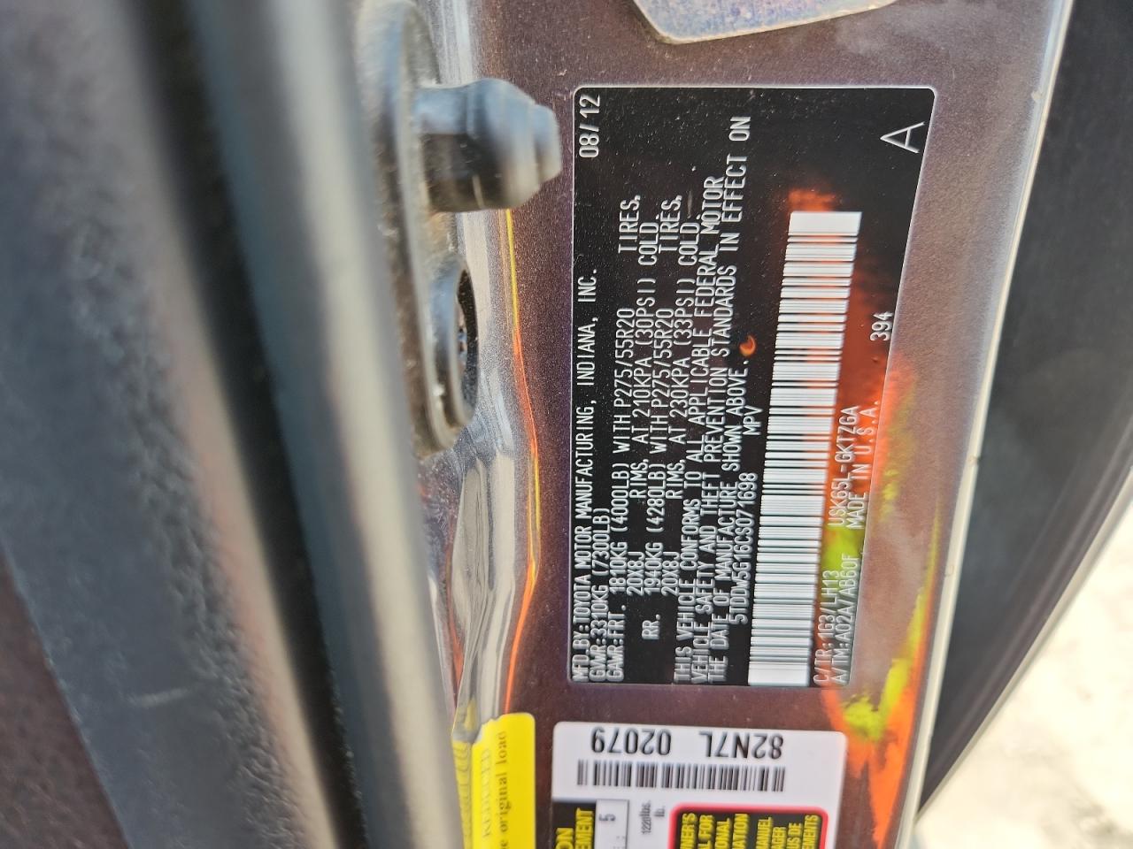 2012 Toyota Sequoia Platinum VIN: 5TDDW5G16CS071698 Lot: 59729575