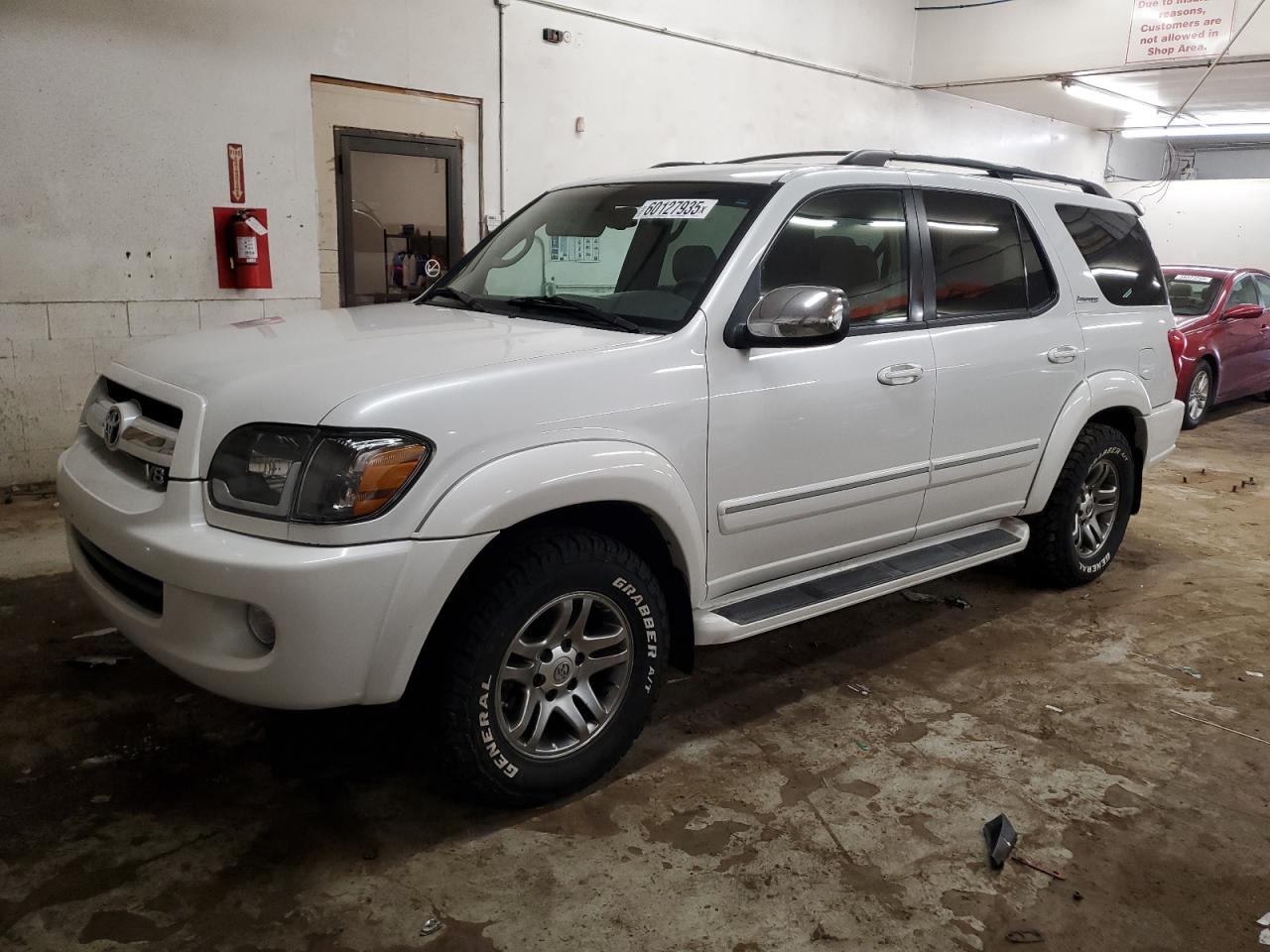 Ham Lake, MN에서 판매 중인 2007 Toyota Sequoia Limited - Minor Dent/Scratches