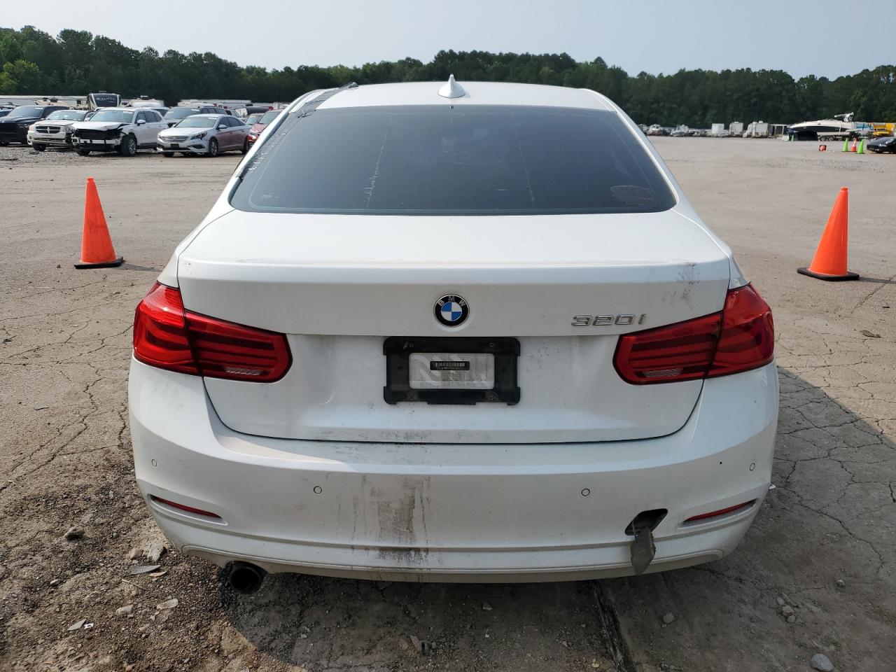 2016 BMW 320 I VIN: WBA8A9C53GK619232 Lot: 59098635