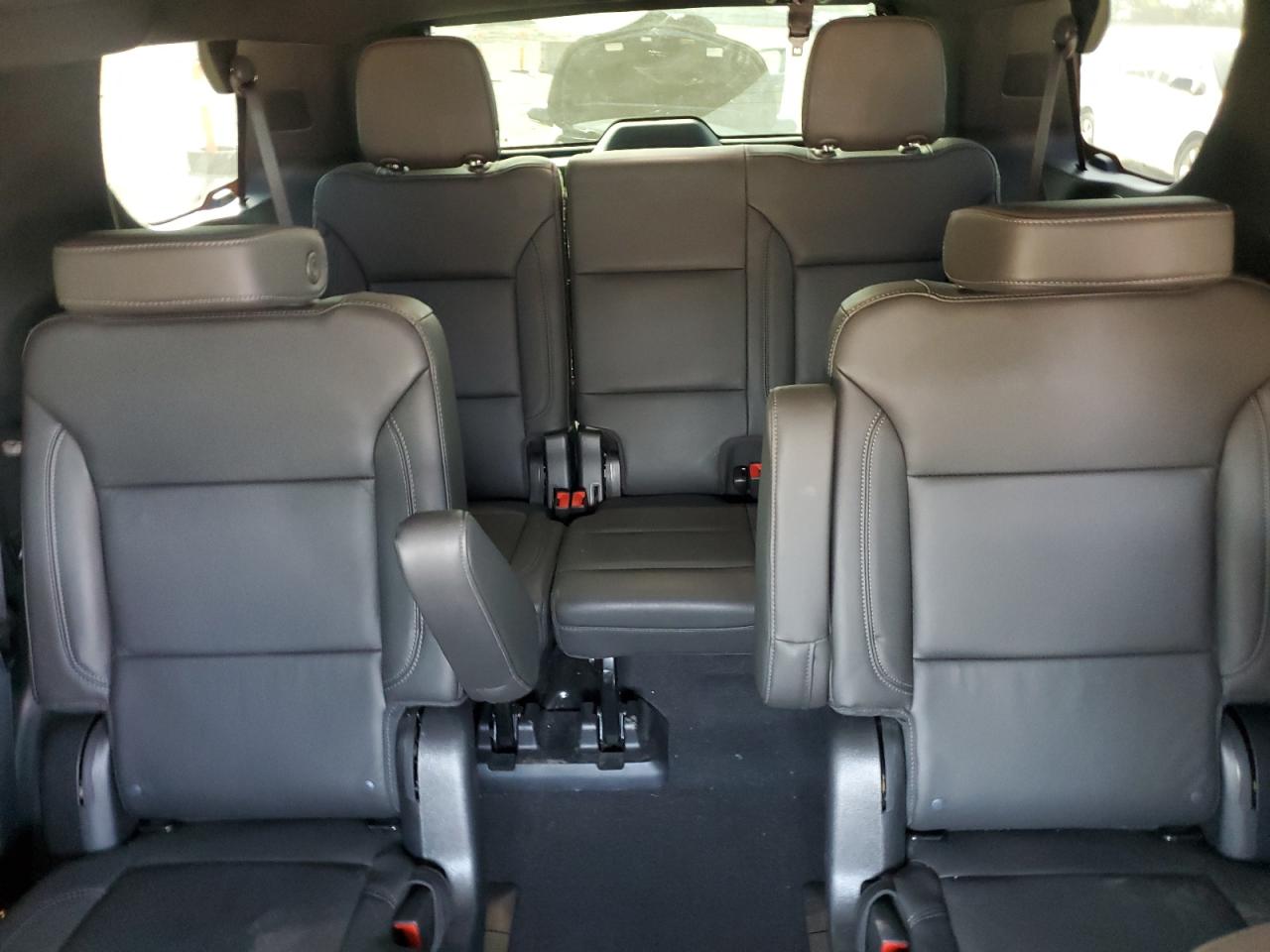 2022 Chevrolet Tahoe K1500 Lt VIN: 1GNSKNKD8NR270247 Lot: 61617685