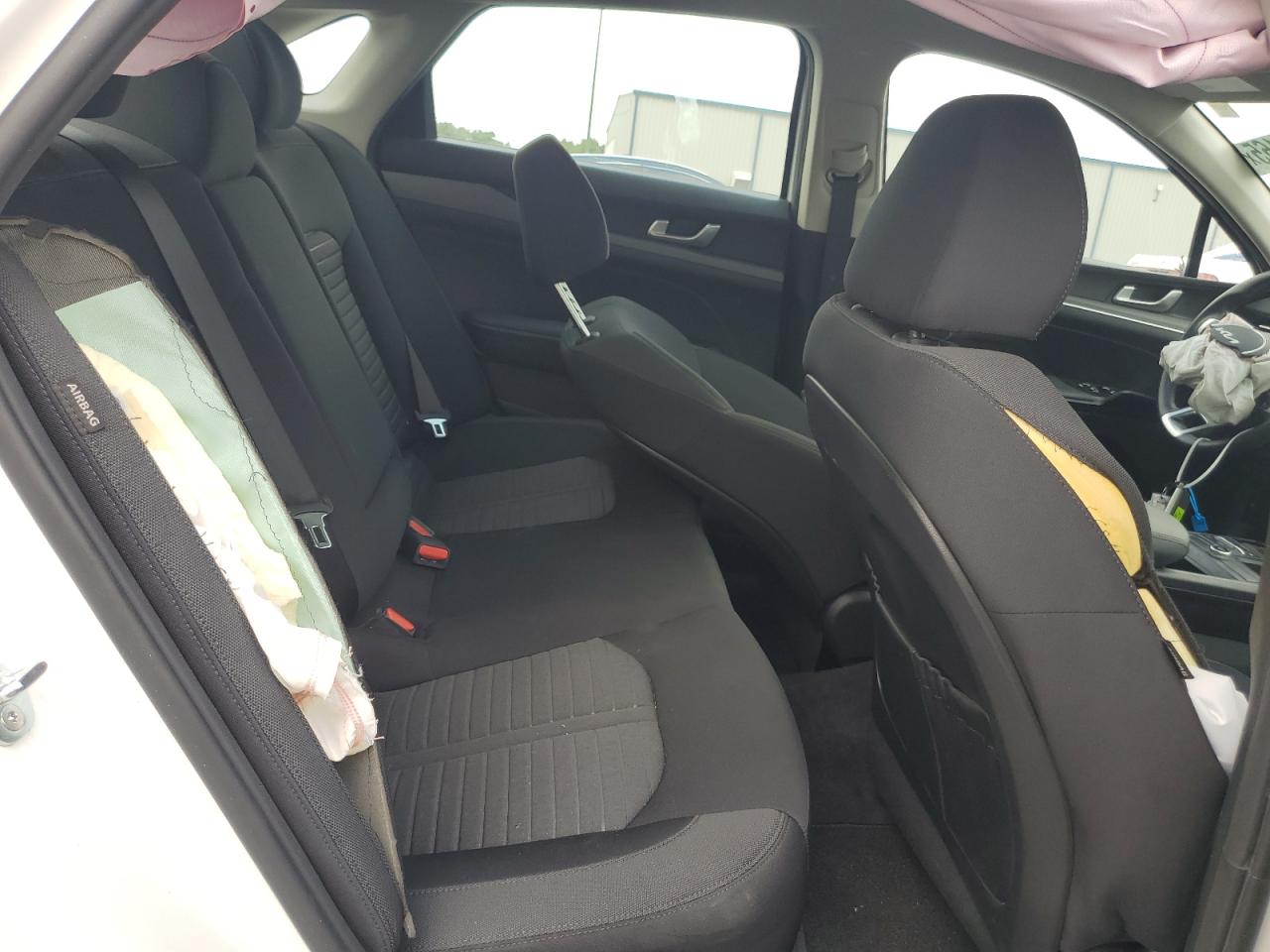 2025 Kia K5 Lxs VIN: KNAG24J79S5282105 Lot: 60728165