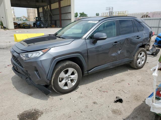 TOYOTA RAV4 XLE 2021