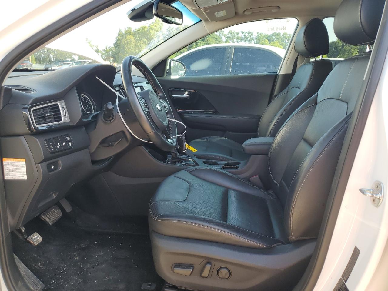 2019 Kia Niro Touring VIN: KNDCE3LC4K5301026 Lot: 61475525