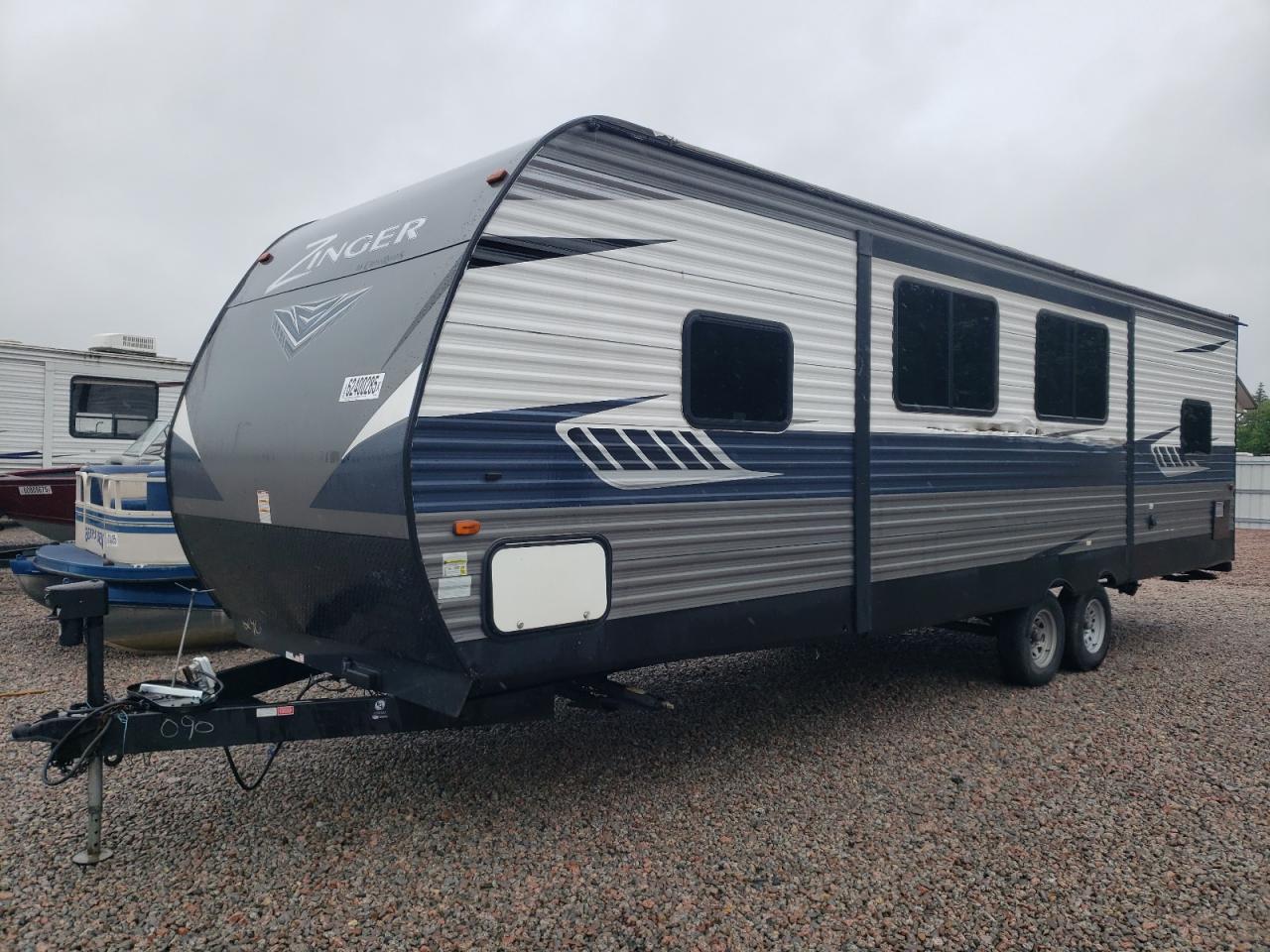 KUTB ZINGER 2019 VIN 4YDT29028KS372090 фото 2
