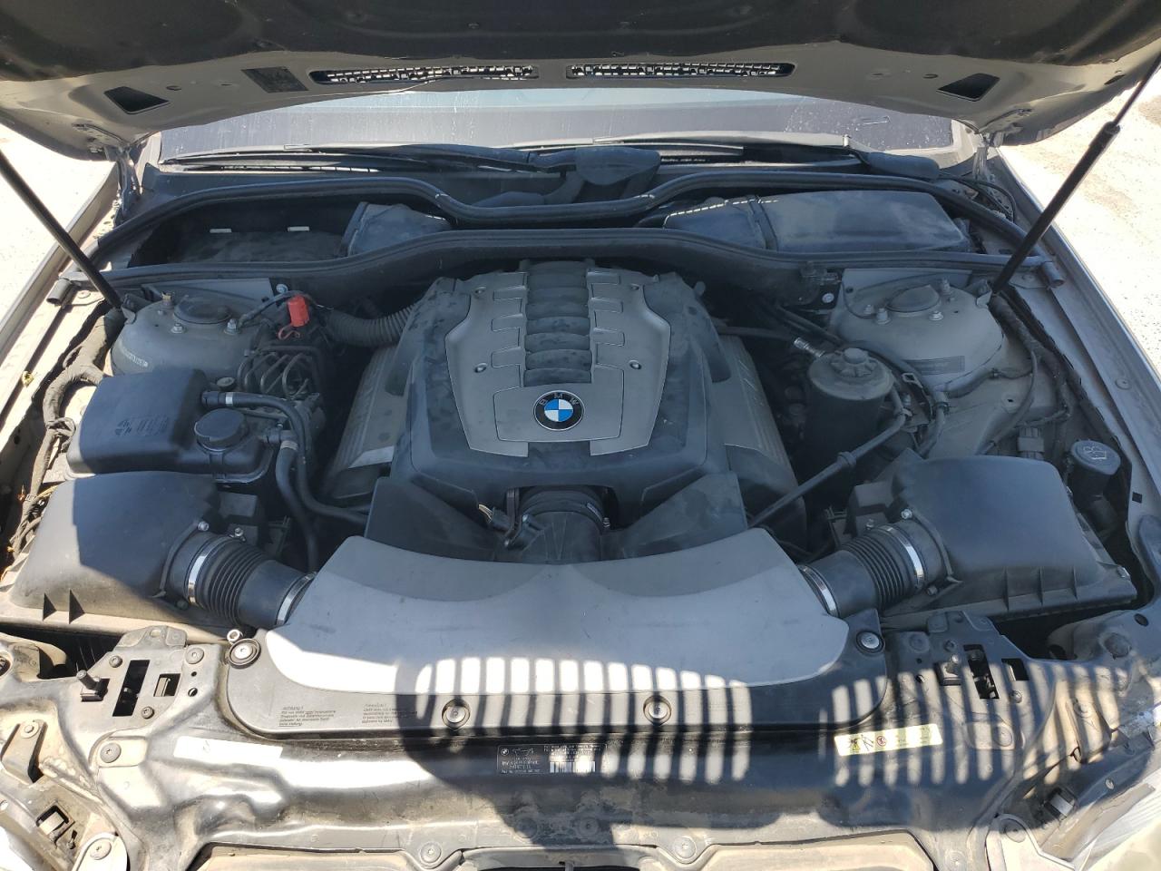 2006 BMW 750 I VIN: WBAHL83546DT02261 Lot: 61686475