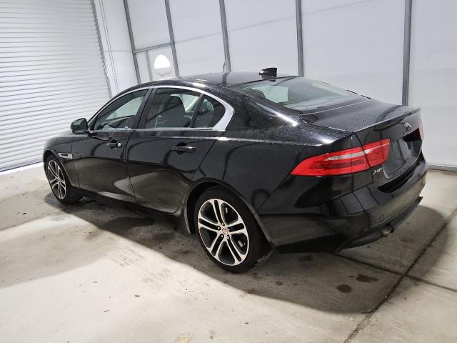  JAGUAR XE 2018 Черный