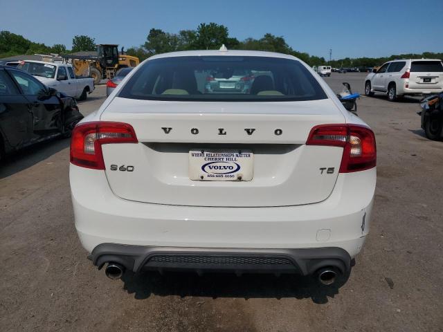  VOLVO S60 2017 Белы