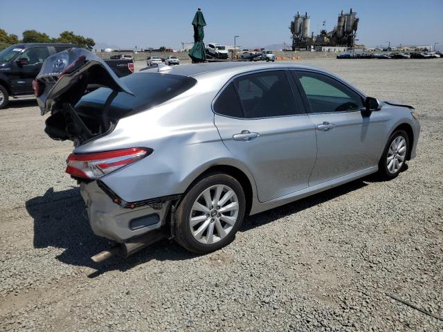  TOYOTA CAMRY 2020 Серебристый