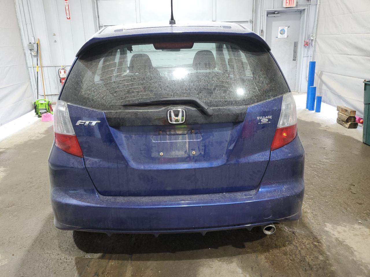 2011 Honda Fit Sport VIN: JHMGE8G52BC017138 Lot: 62293635
