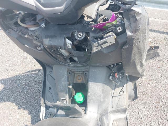 2014 YAMAHA YP 125 R-X