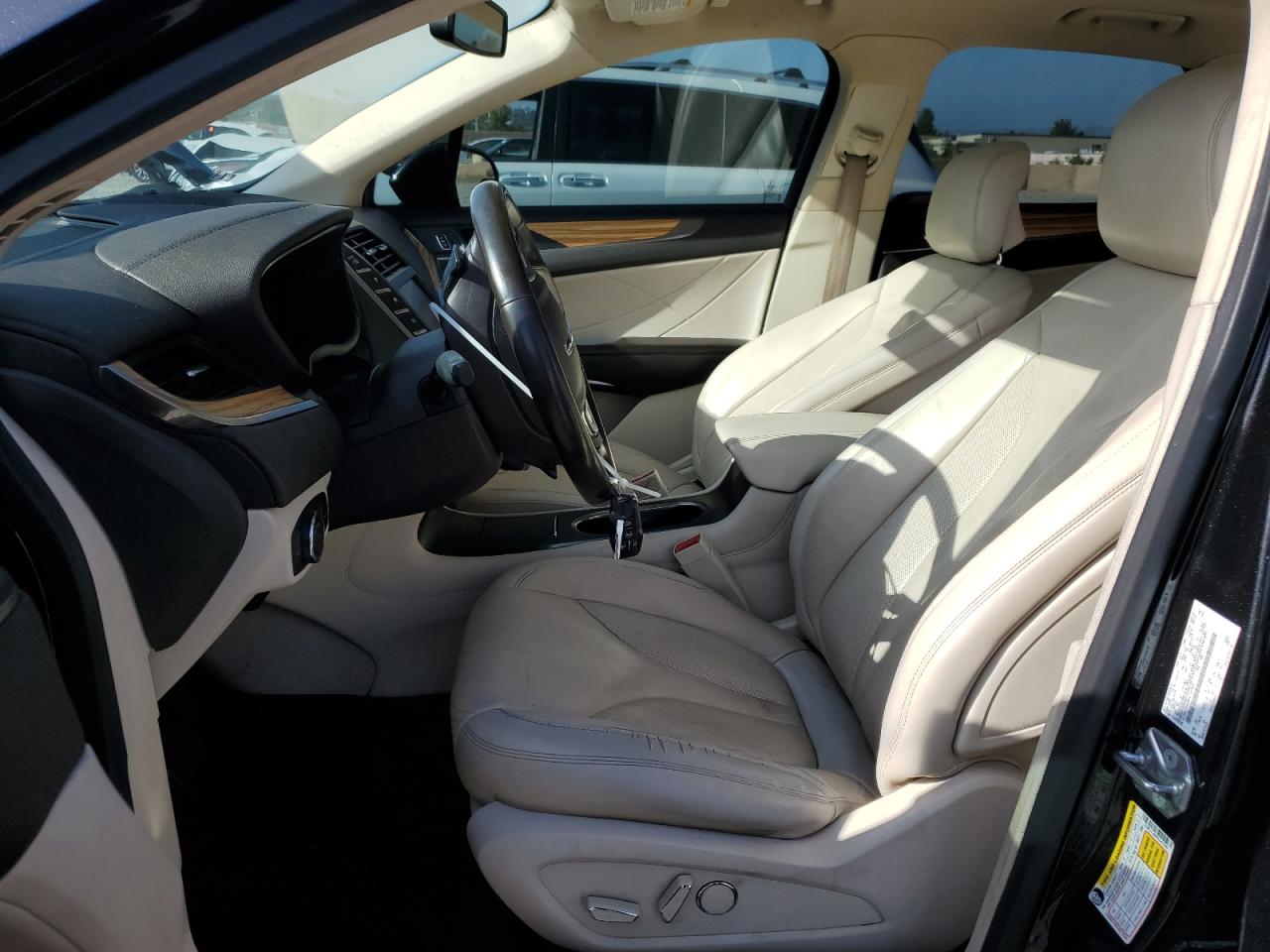 5lmcj1a98fuj47545 5LMCJ1A98FUJ47545 2015 Lincoln Mkc