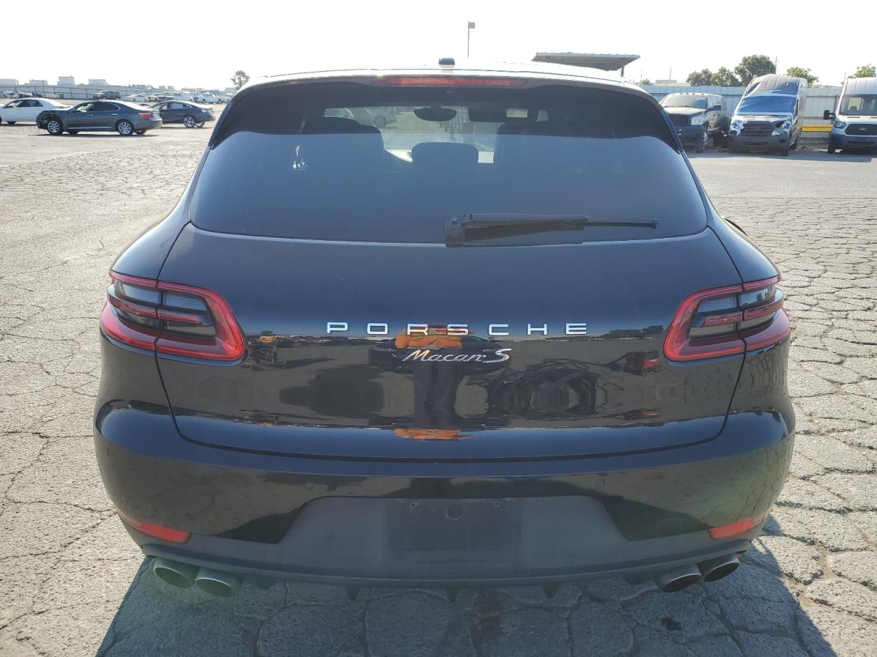 2017 Porsche Macan S VIN: WP1AB2A52HLB15292 Lot: 60097595