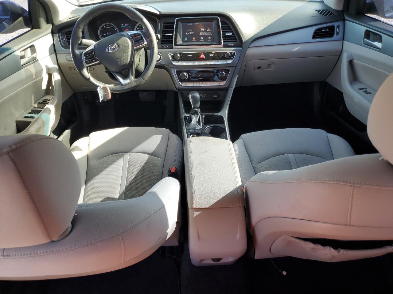 HYUNDAI SONATA 2018 VIN 5NPE34AF9JH632040 zdjęcie 8