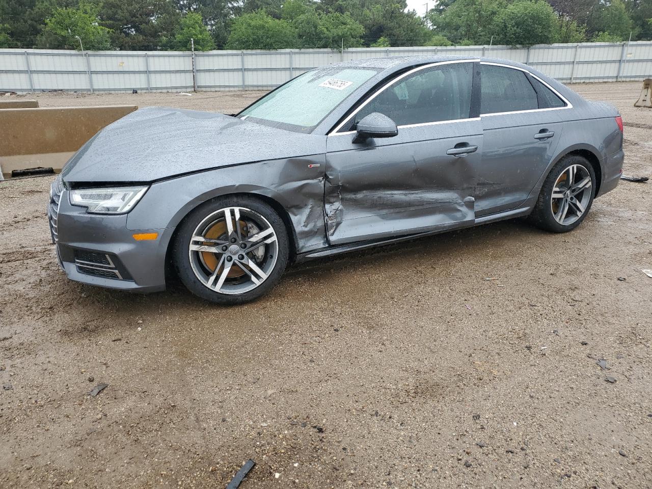 2017 Audi A4 Premium Plus na sprzedaż w Elgin, IL - Front End