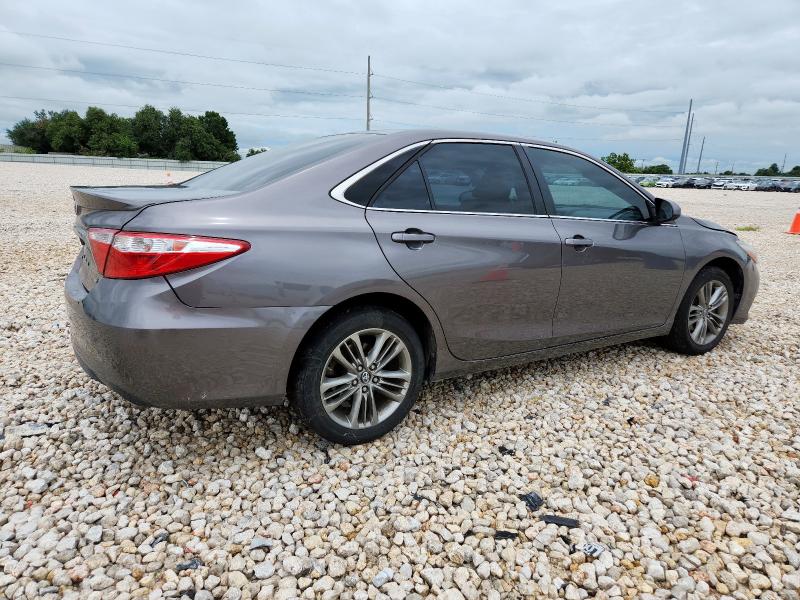  TOYOTA CAMRY 2017 Серый