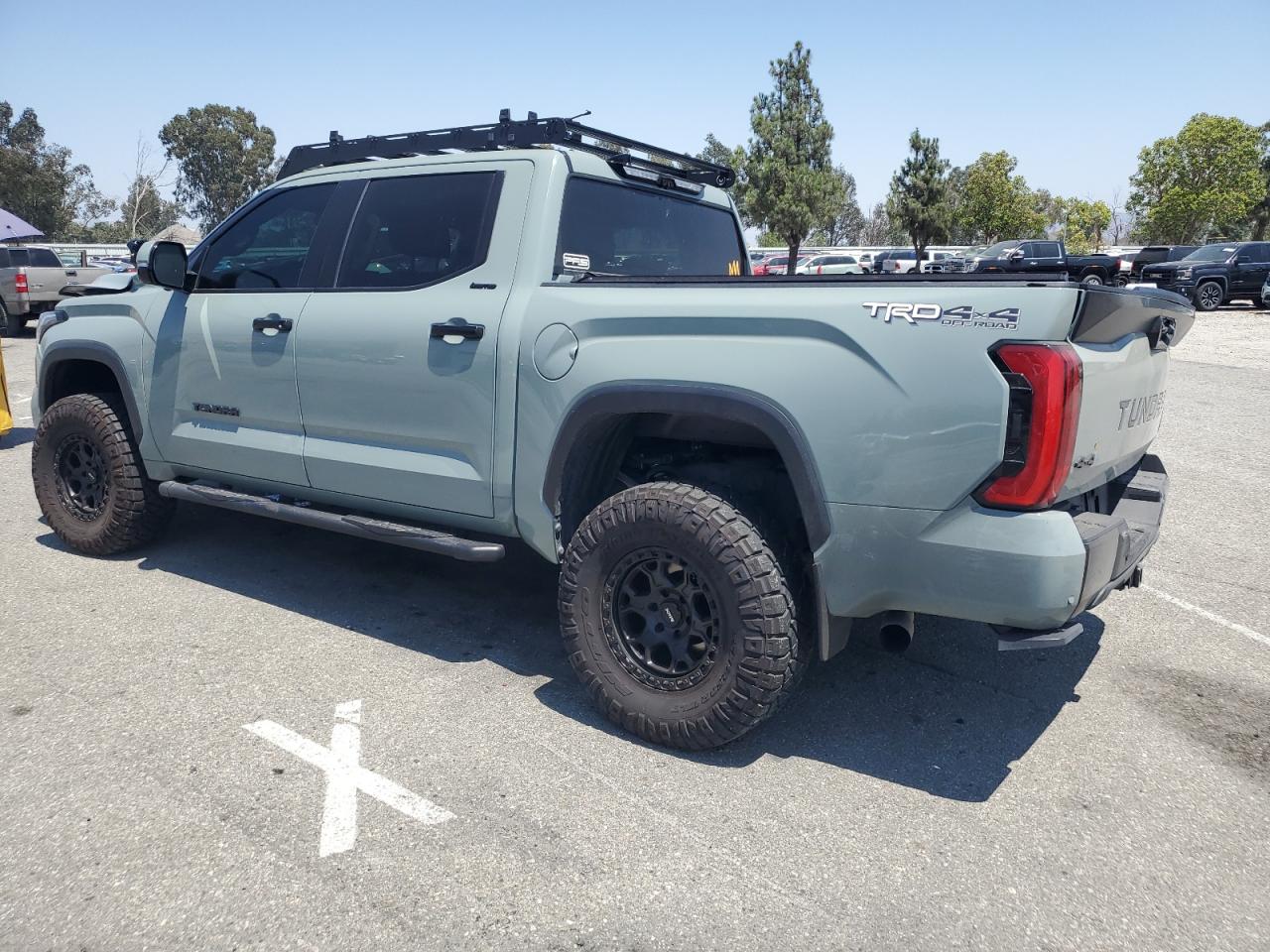 TOYOTA TUNDRA 2023 VIN 5TFJA5DB2PX119177 zdjęcie 2