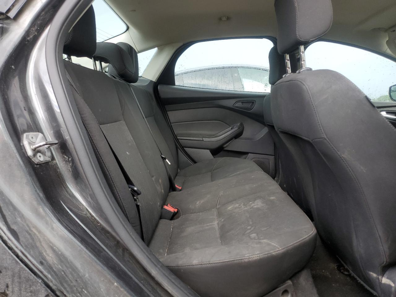 2017 Ford Focus S VIN: 1FADP3E27HL234516 Lot: 62762795
