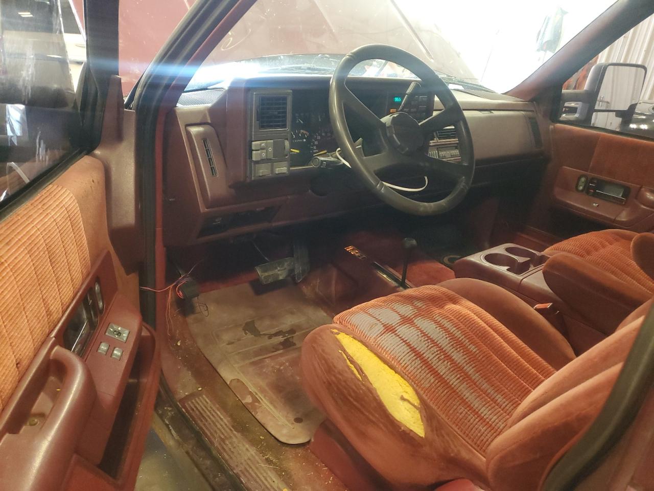 1992 Chevrolet Blazer K1500 VIN: 1GNEK18K7NJ327080 Lot: 61777315