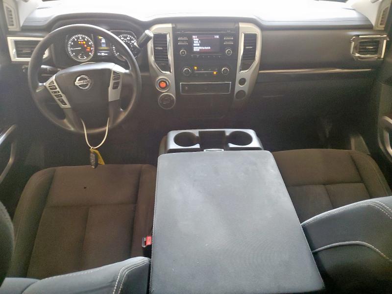 NISSAN TITAN 2017 Білий