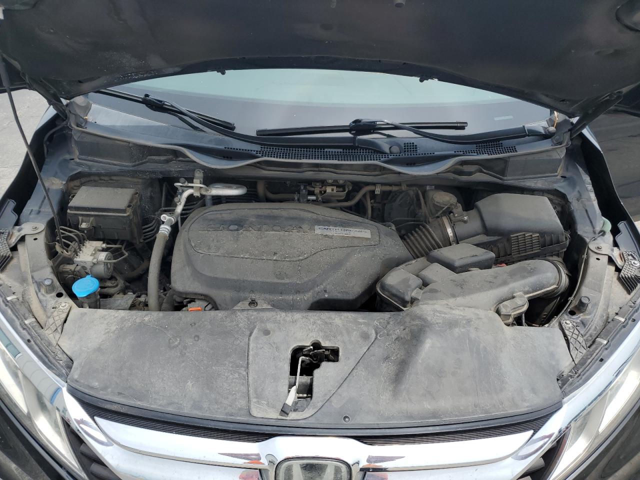 VIN: 5FNRL6H70JB111346 2018 HONDA All Models