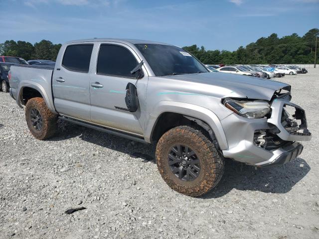  TOYOTA TACOMA 2020 Srebrny