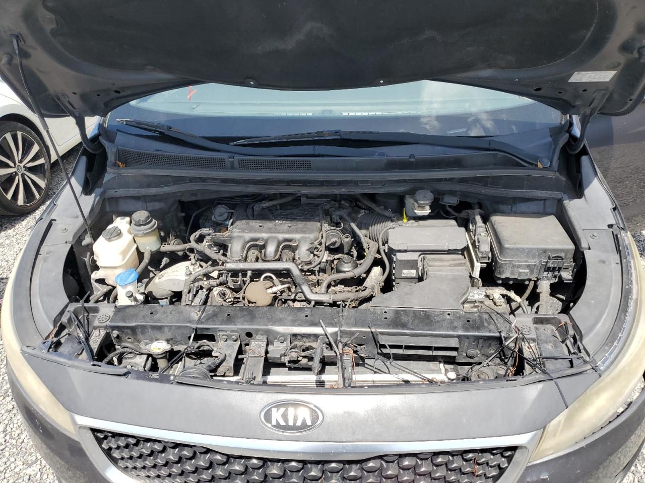 KIA All Models 2015 VIN KNDMB5C17F6080349 zdjęcie 12