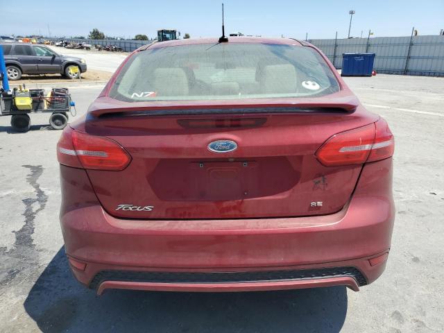  FORD FOCUS 2015 Czerwony