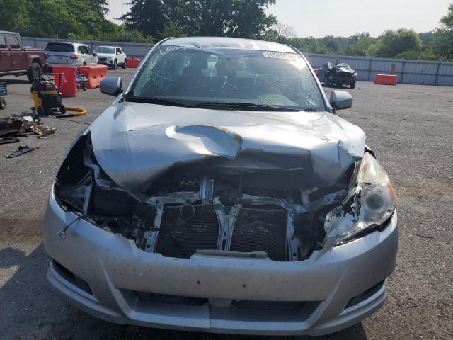 Sedans SUBARU LEGACY 2012 Srebrny