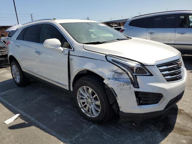  CADILLAC XT5 2018 Белы