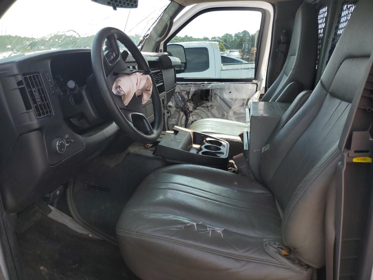 CHEVROLET EXPRESS 2015 VIN 1GCWGFCF4F1235531 zdjęcie 7