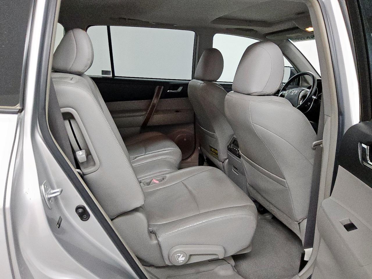 2008 Toyota Highlander Limited VIN: JTEDS42A082024223 Lot: 59496005