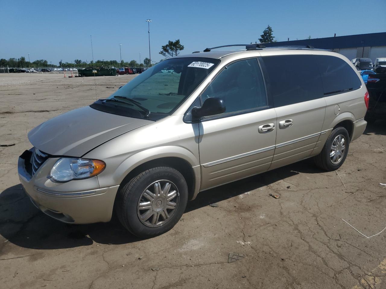2005 Chrysler Town & Country Limited
