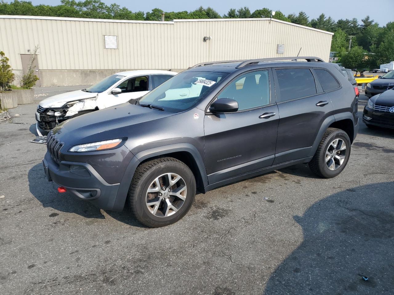 2015 Jeep Cherokee Trailhawk للبيع في Exeter، RI - Front End