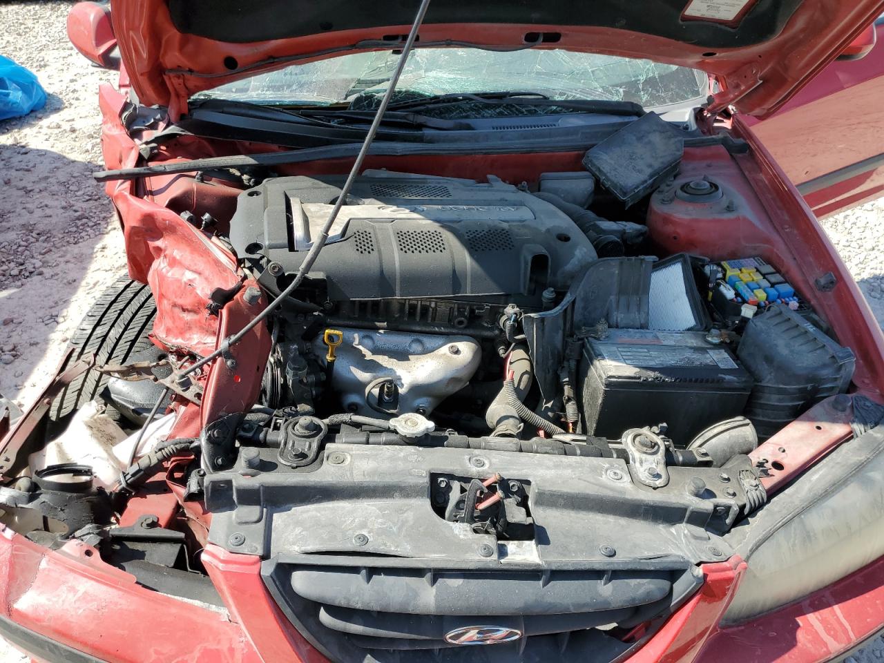 2005 Hyundai Elantra Gls VIN: KMHDN56D75U176355 Lot: 58931765