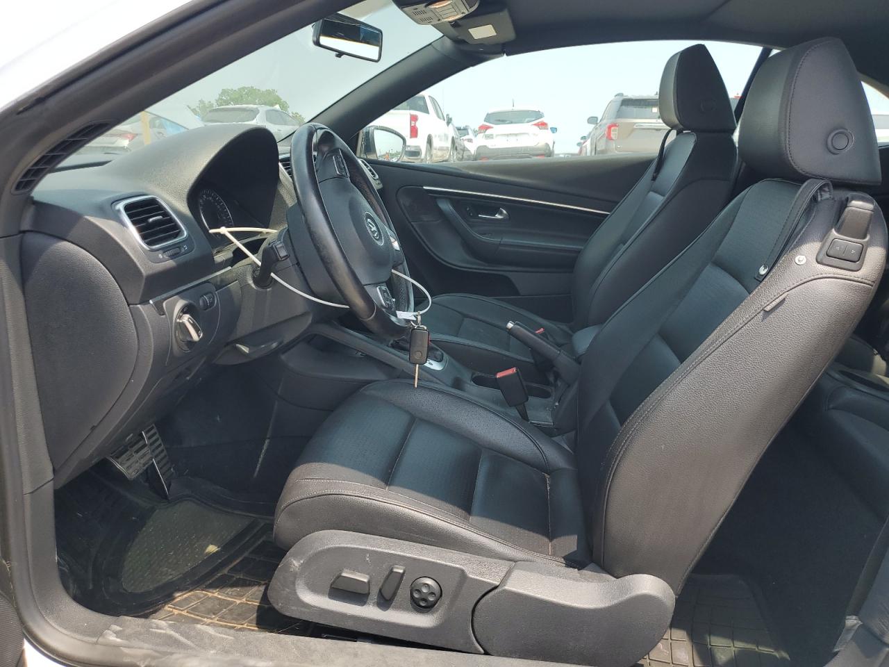 2013 Volkswagen Eos Komfort VIN: WVWBW8AH1DV001208 Lot: 59709945