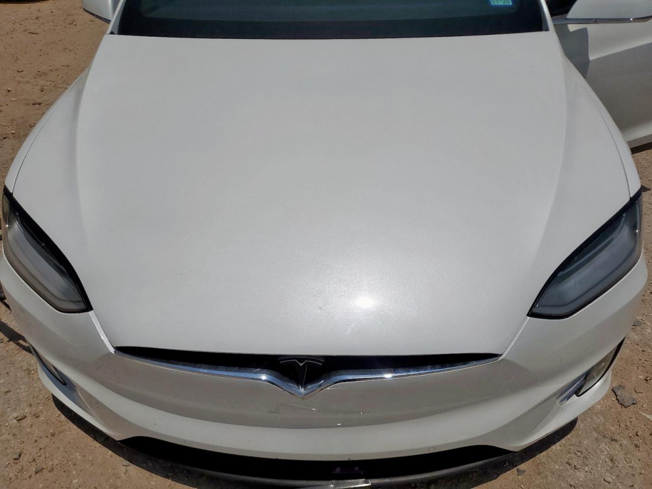 2019 Tesla Model X VIN: 5YJXCDE4XKF196848 Lot: 60069745