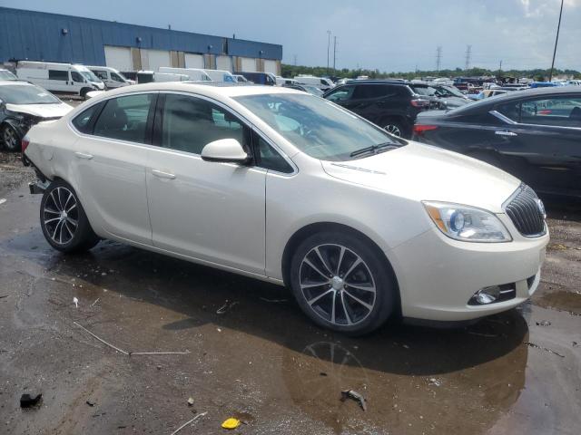 Sedans BUICK VERANO 2016 White