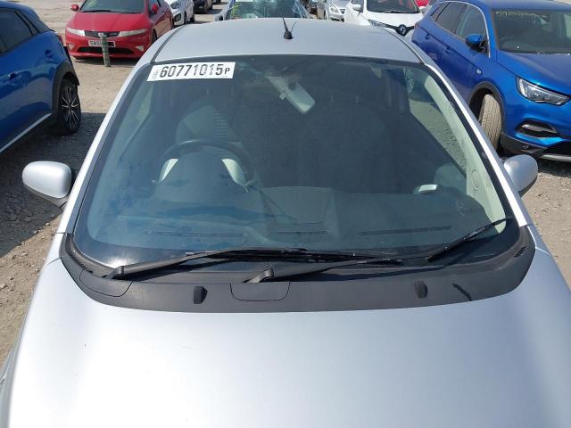 2011 FORD KA TITANIU