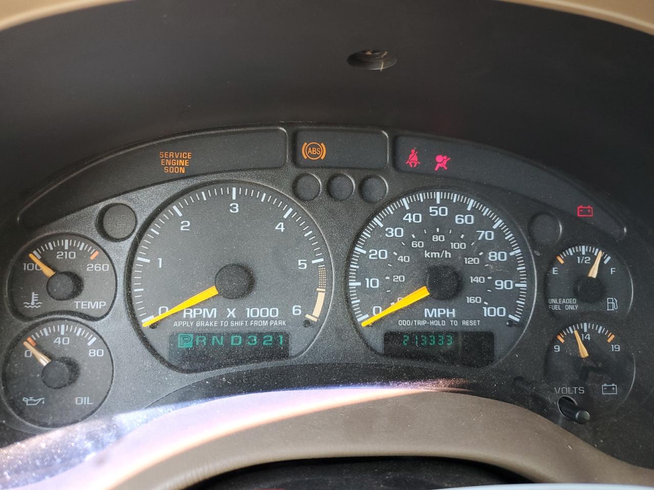 1999 Chevrolet Blazer VIN: 1GNCS13W3X2108129 Lot: 62589835