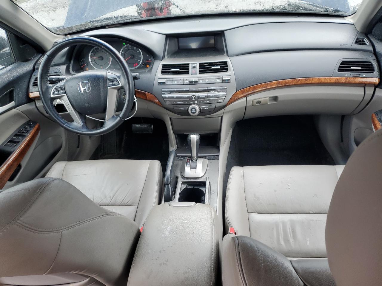 2011 Honda Accord Exl VIN: 1HGCP2F89BA085677 Lot: 62234405