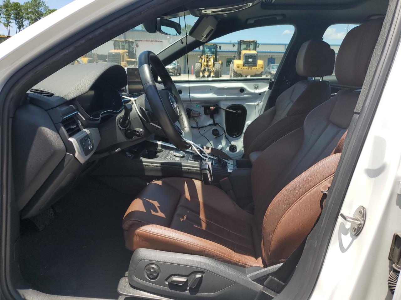 2019 Audi A4 Premium Plus VIN: WAUENAF43KA042406 Lot: 61241235