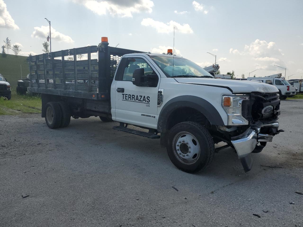 FORD F550 2020 VIN 1FDUF5GT4LDA08916 фото 4