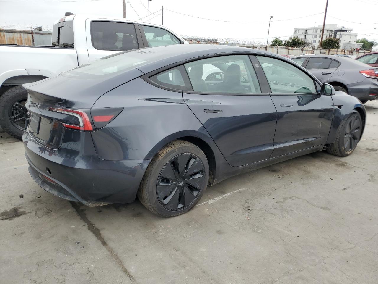 TESLA MODEL 3 2024 VIN 5YJ3E1EA6RF773141 photo 3