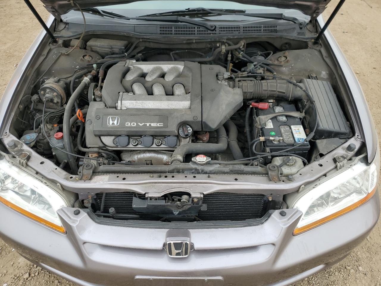 2000 Honda Accord Lx VIN: 1HGCG1648YA000893 Lot: 60548575